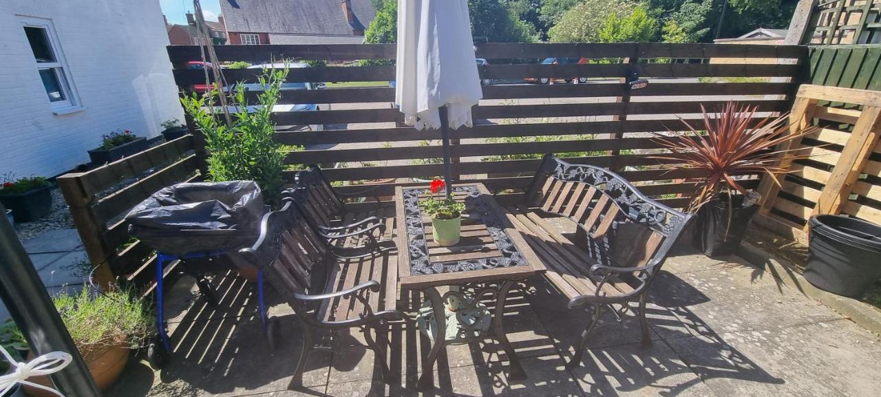 Bed and Breakfast Anchor House 2 East Street Alford Lincolnshire Ln13 9Eq Екстер'єр фото